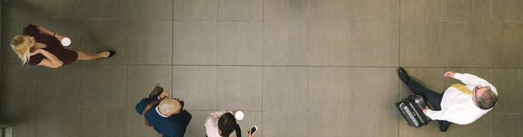 Deficyt handlowy USA spada, ale rośnie liczba nowych bezrobotnych