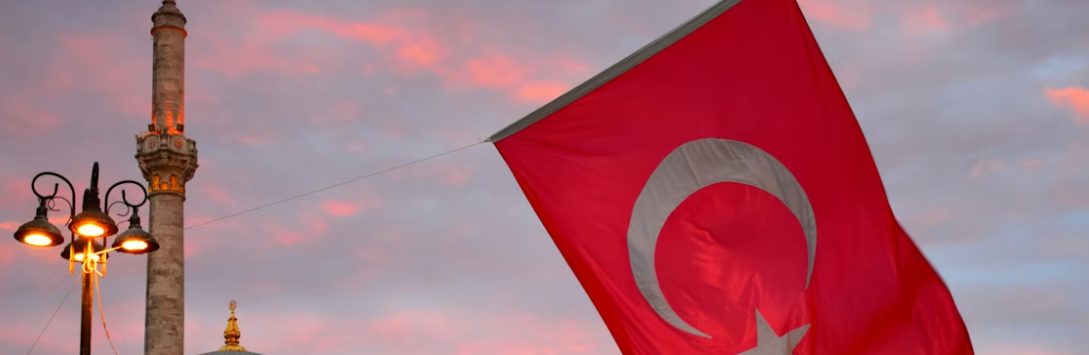 Turcja: Bank centralny kontynuuje cykl łagodzenia, obniżając stopy w warunkach spadającej inflacji