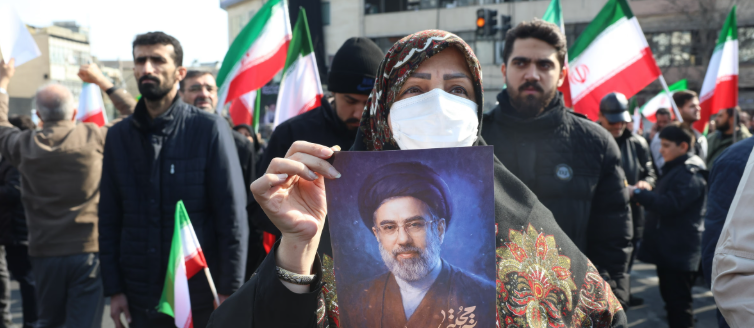 Brent znów przy 100 USD, gdy końca wojny nie widać