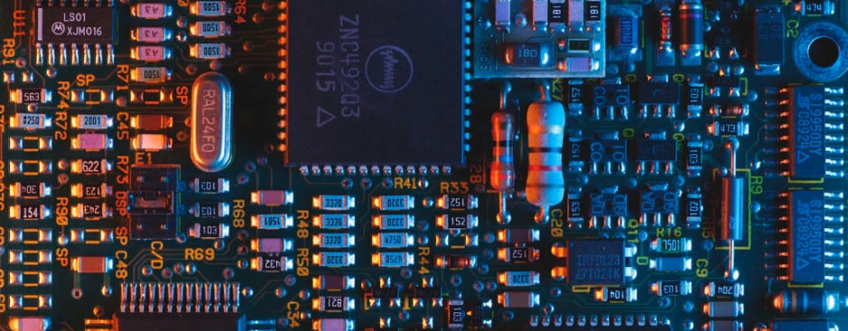 Micron Technology bije prognozy dzięki boomowi na pamięci dla AI