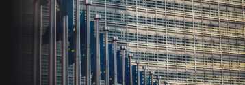 Euro: słabnąca inflacja powoduje słabość euro