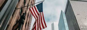 Goldman Sachs rezygnuje z prognozy obniżek stóp procentowych Fed w 2026 roku