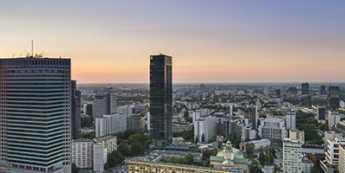 Polska: Produkcja budowlana poniżej oczekiwań, przemysł lepszy od prognoz