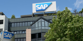SAP ciągnie indeks DAX w dół (-0,7%)